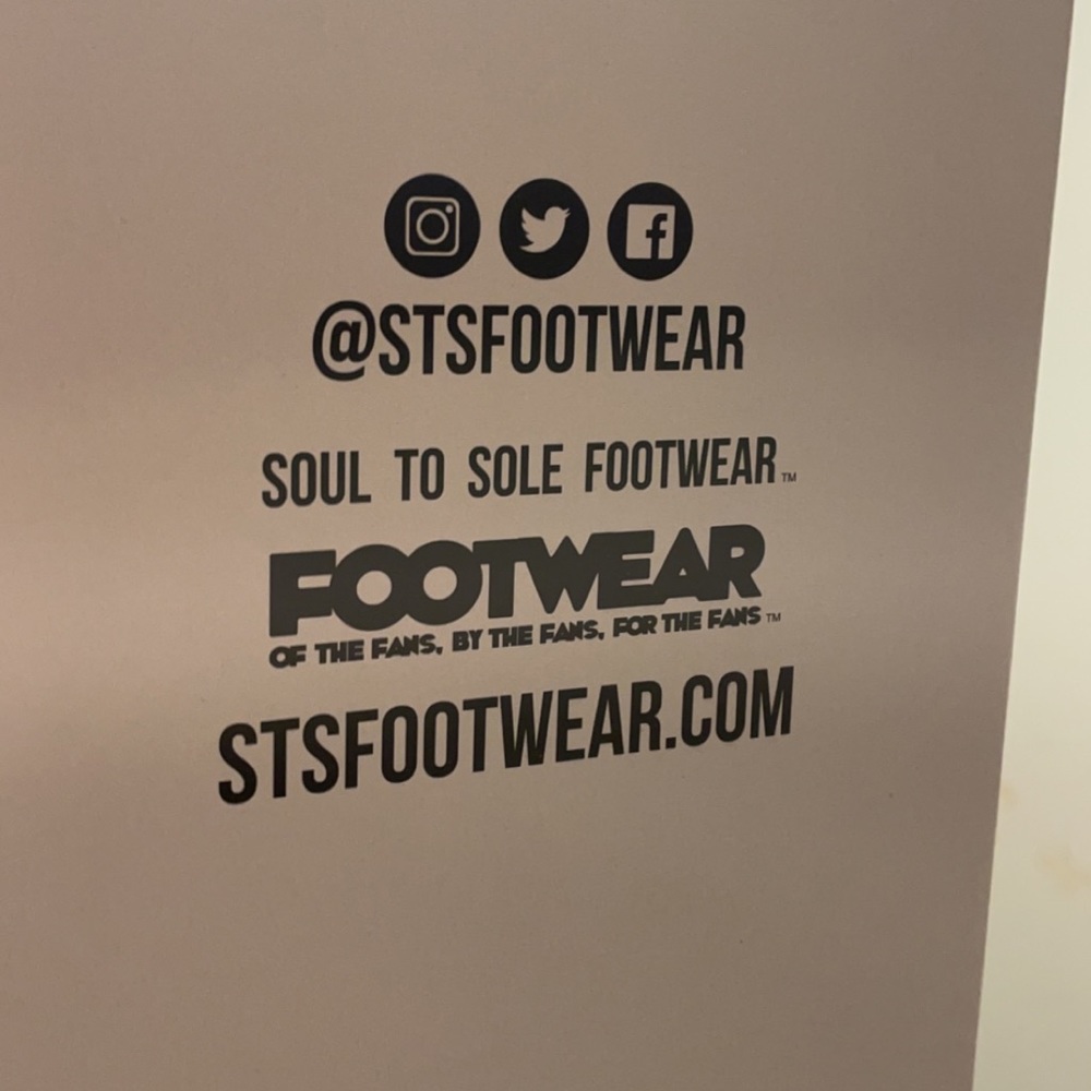 Sts footwear Michigan state Spartans shoes, never worn with sts box.